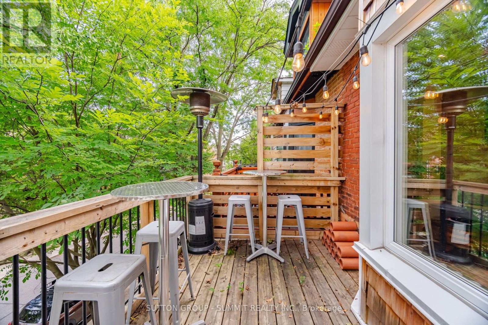 500 INDIAN GROVE - 19