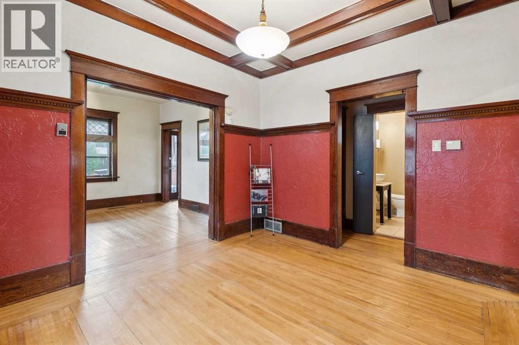 2003 26A Street SW - 10