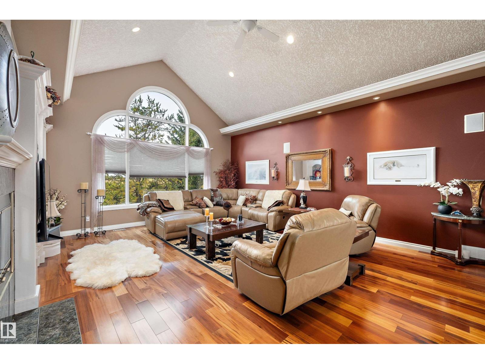 9610 167 ST SW - 19