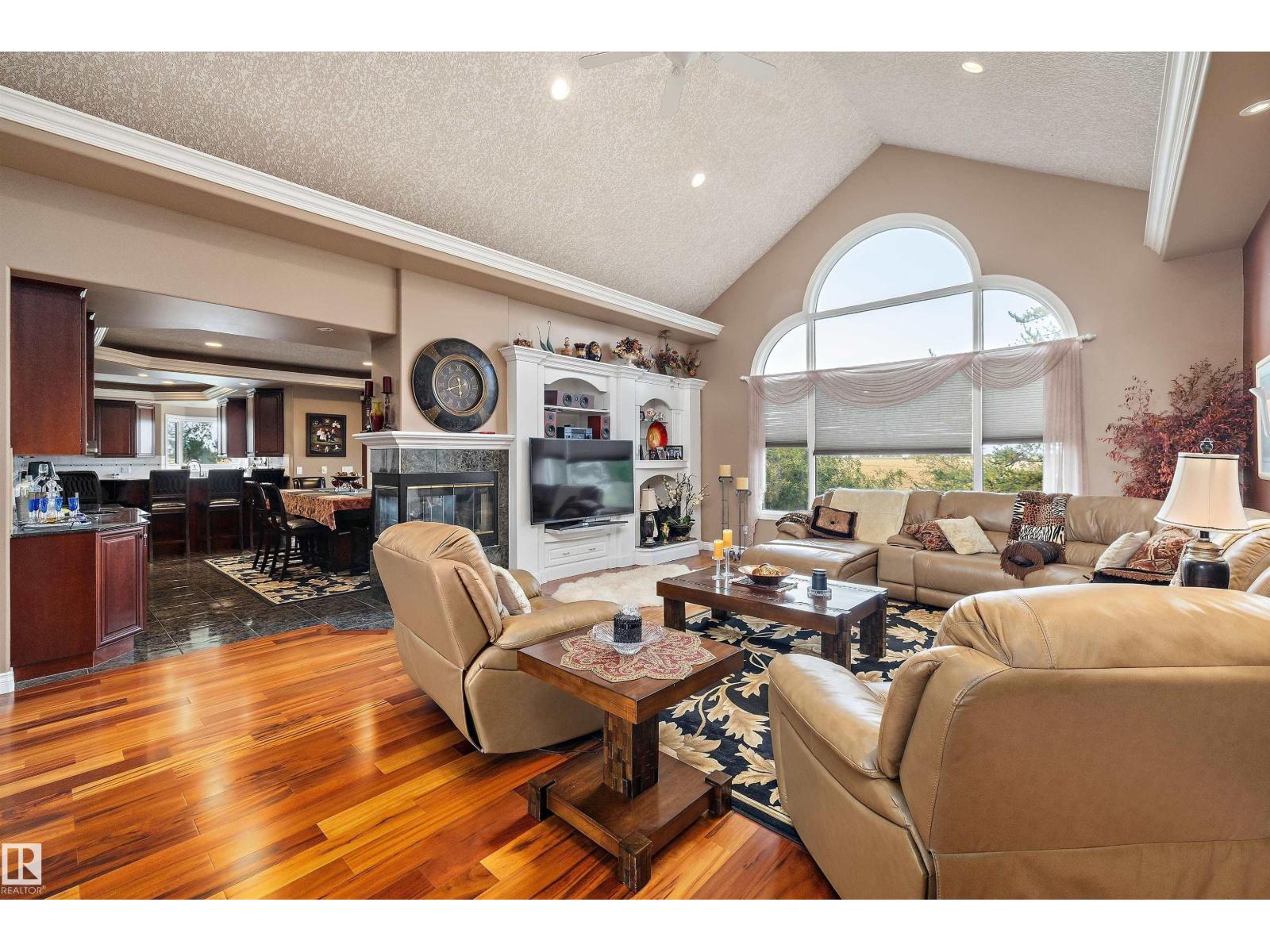 9610 167 ST SW - 18