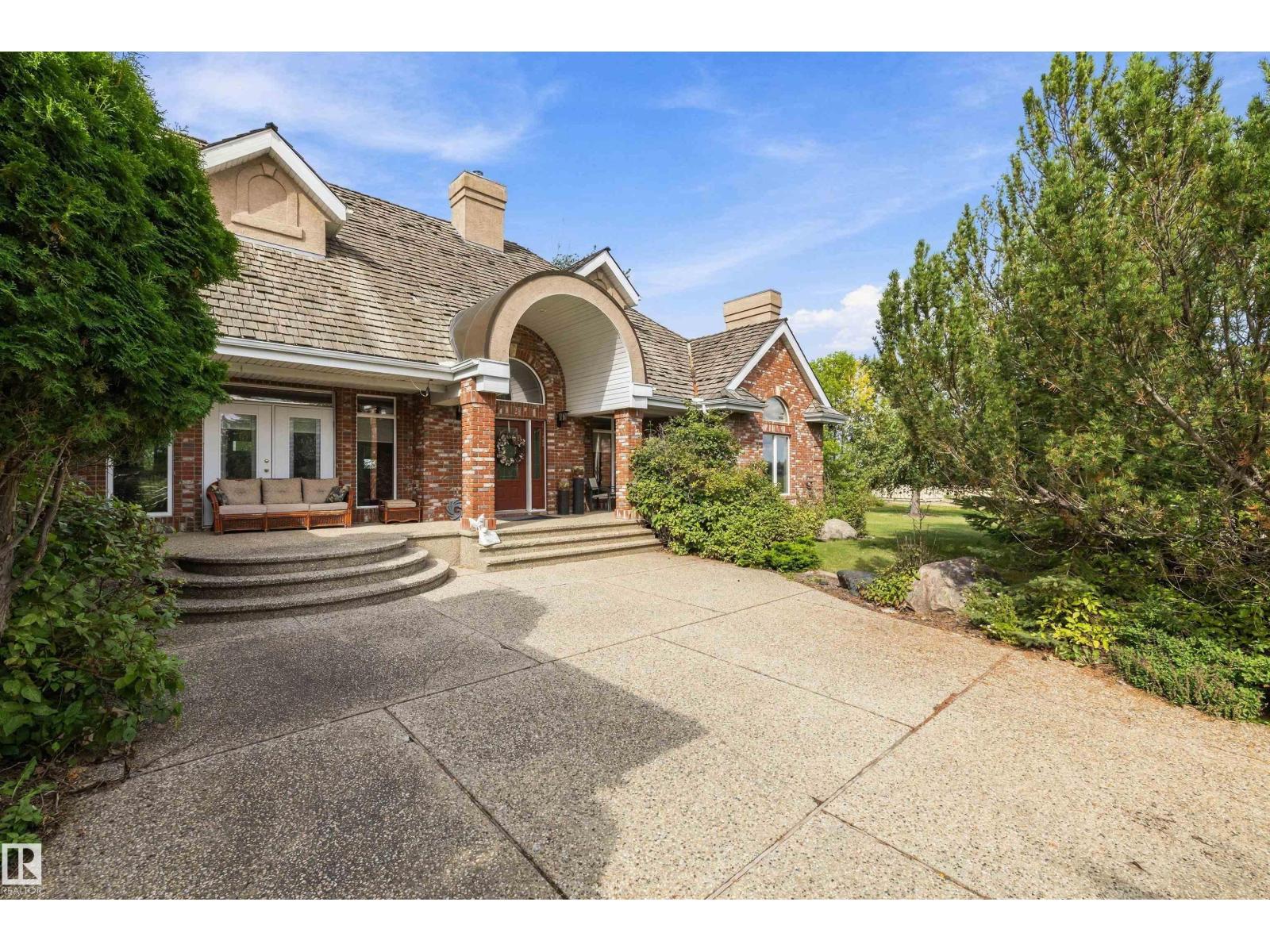 9610 167 ST SW - 4