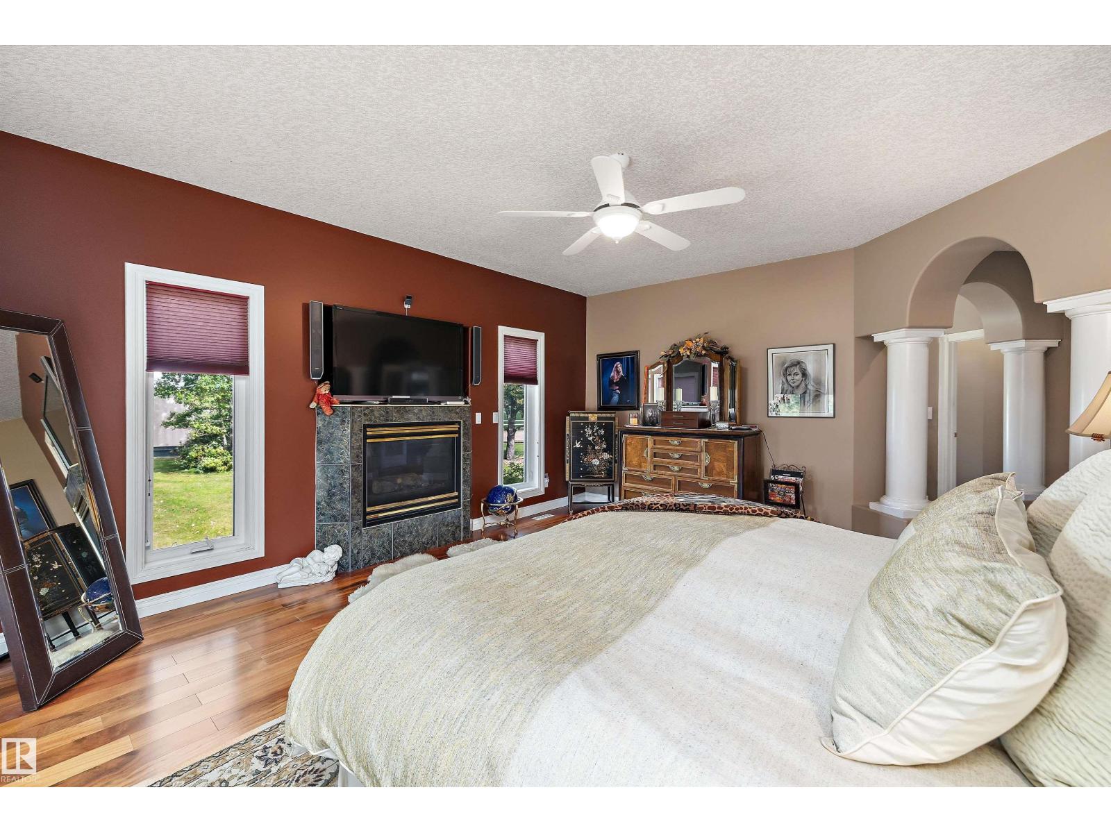 9610 167 ST SW - 37