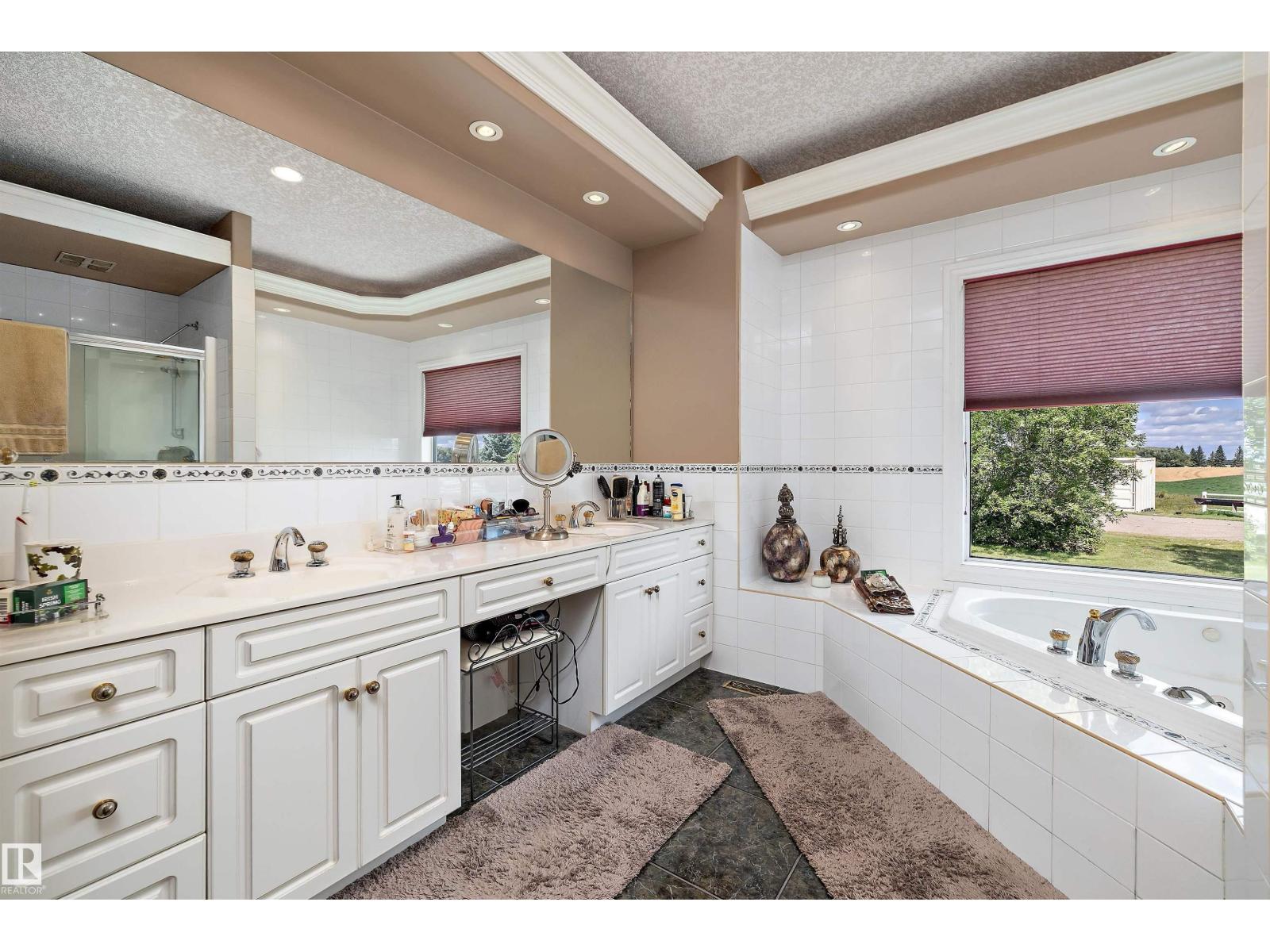9610 167 ST SW - 30