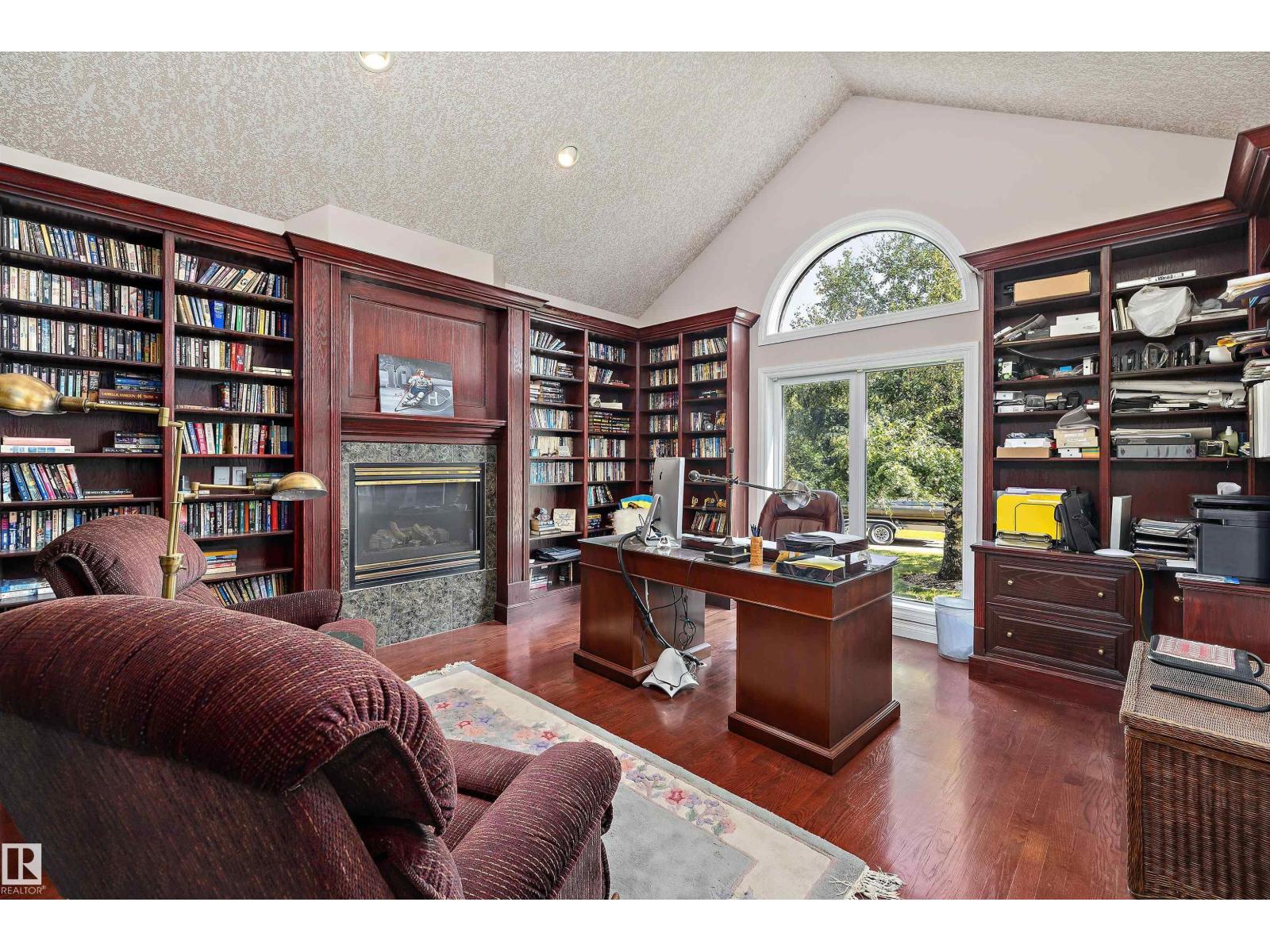 9610 167 ST SW - 28