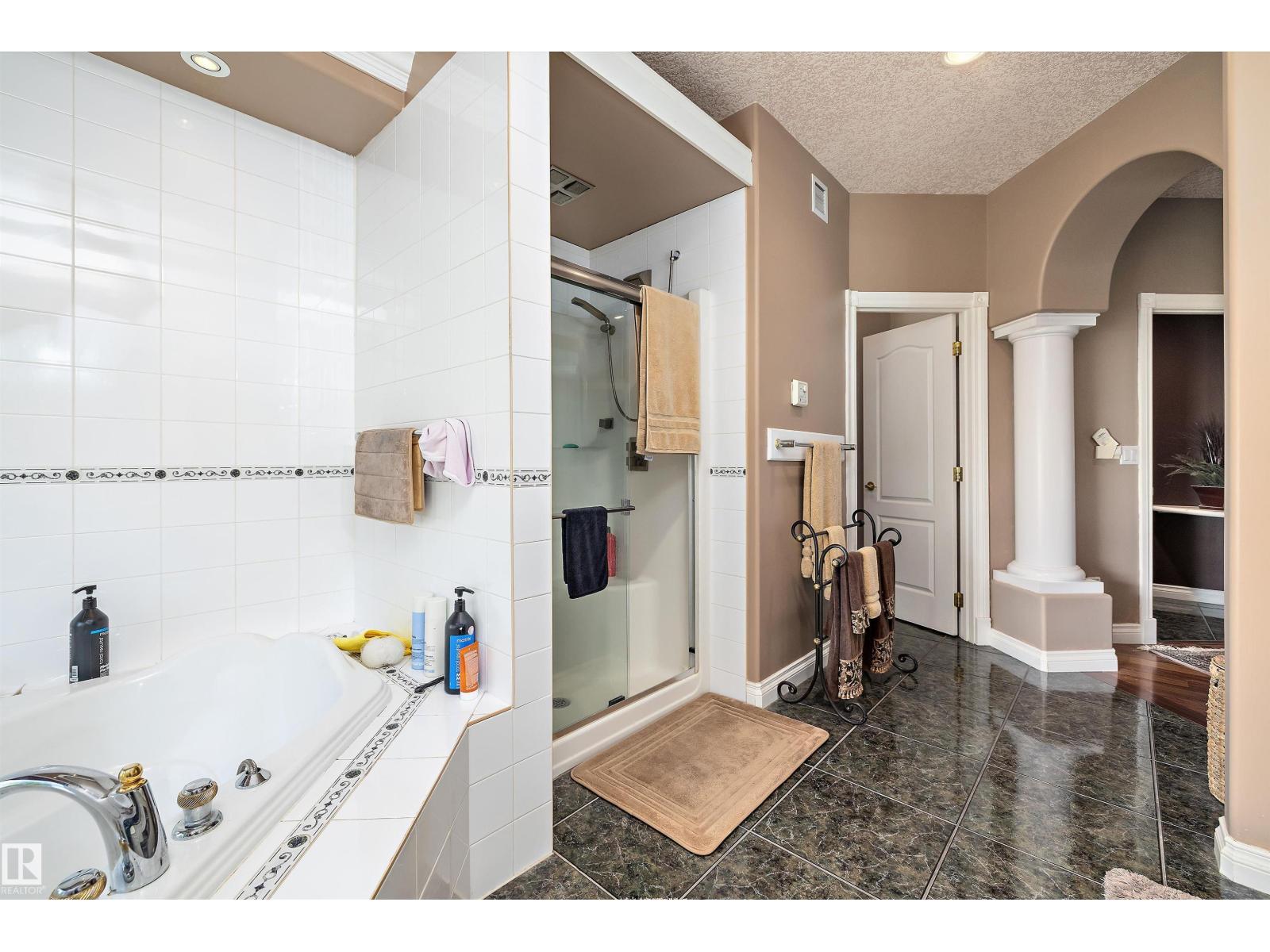 9610 167 ST SW - 32