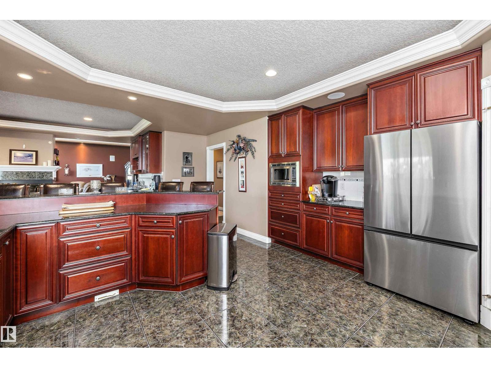 9610 167 ST SW - 25