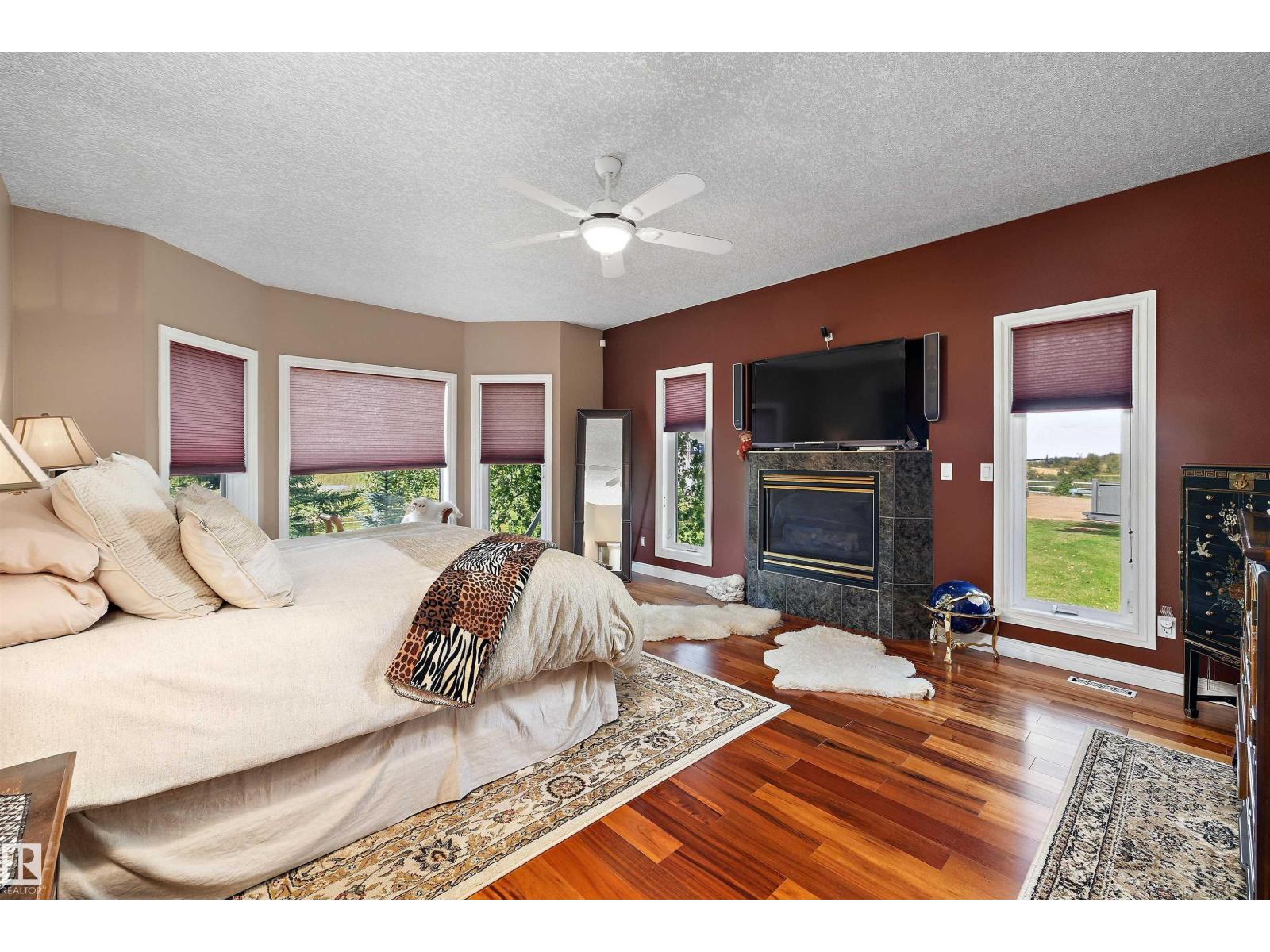 9610 167 ST SW - 34