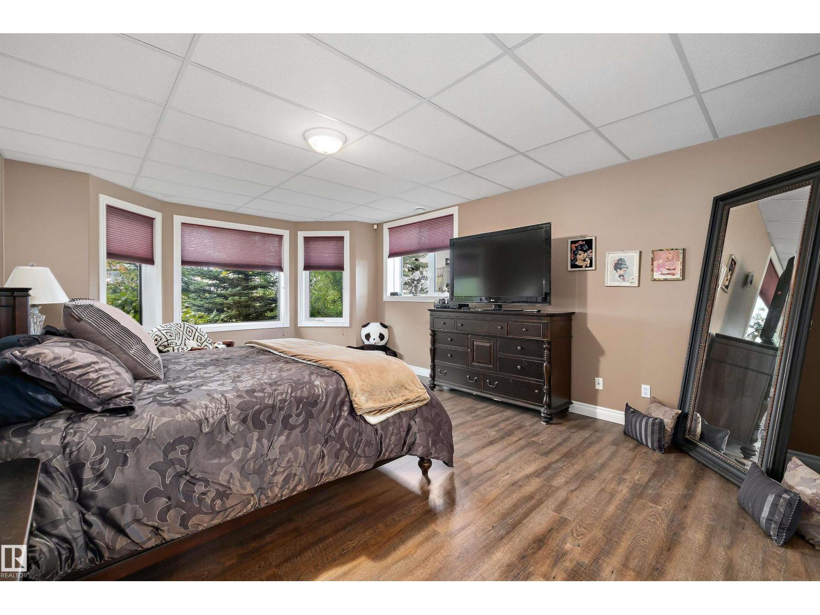 9610 167 ST SW - 49