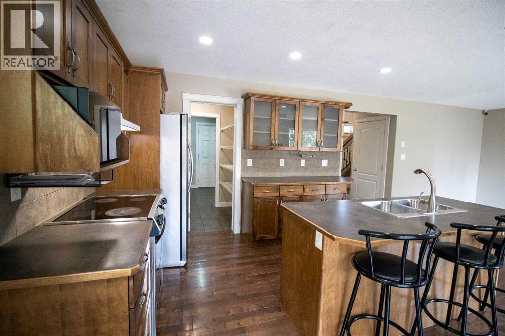 71 Coalbanks Gate W, Lethbridge — photo 5