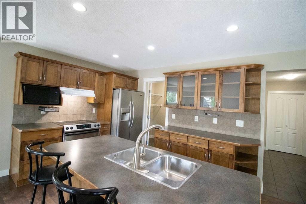 71 Coalbanks Gate W, Lethbridge — photo 4