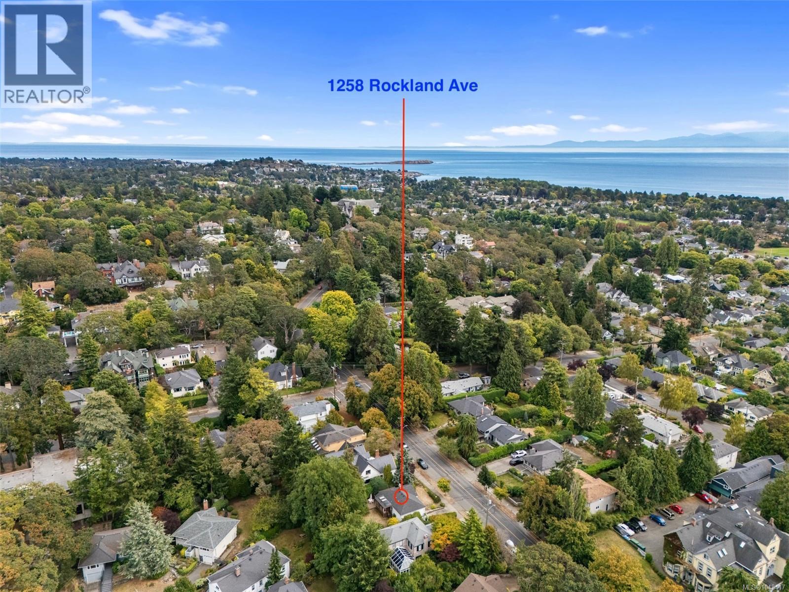 1258 Rockland Ave - 30