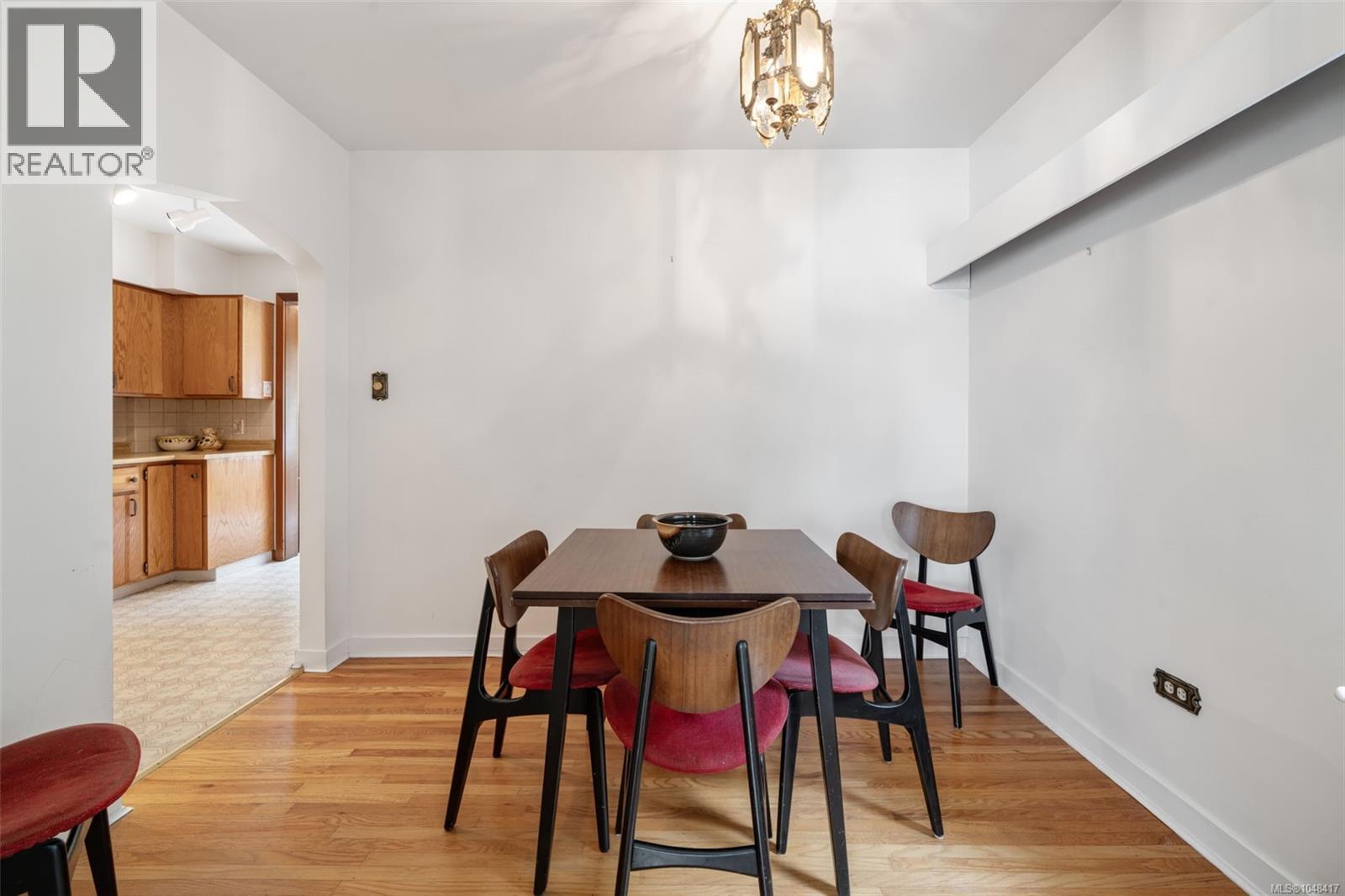 1258 Rockland Ave - 5