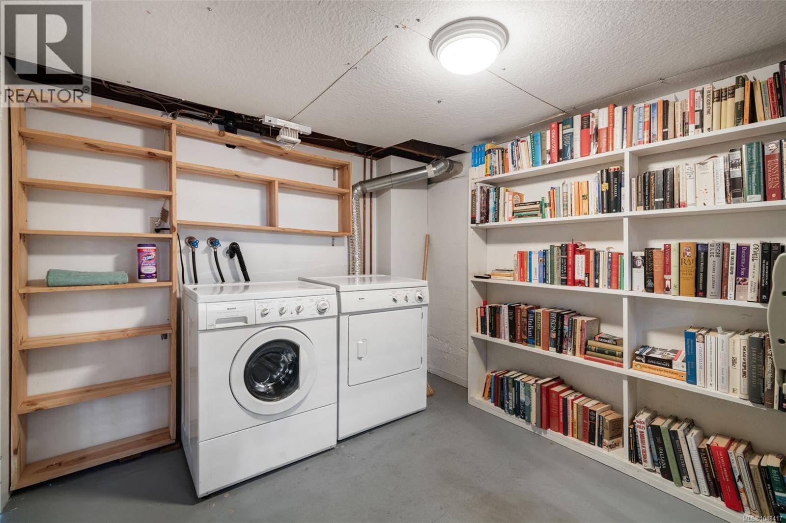 1258 Rockland Ave - 19