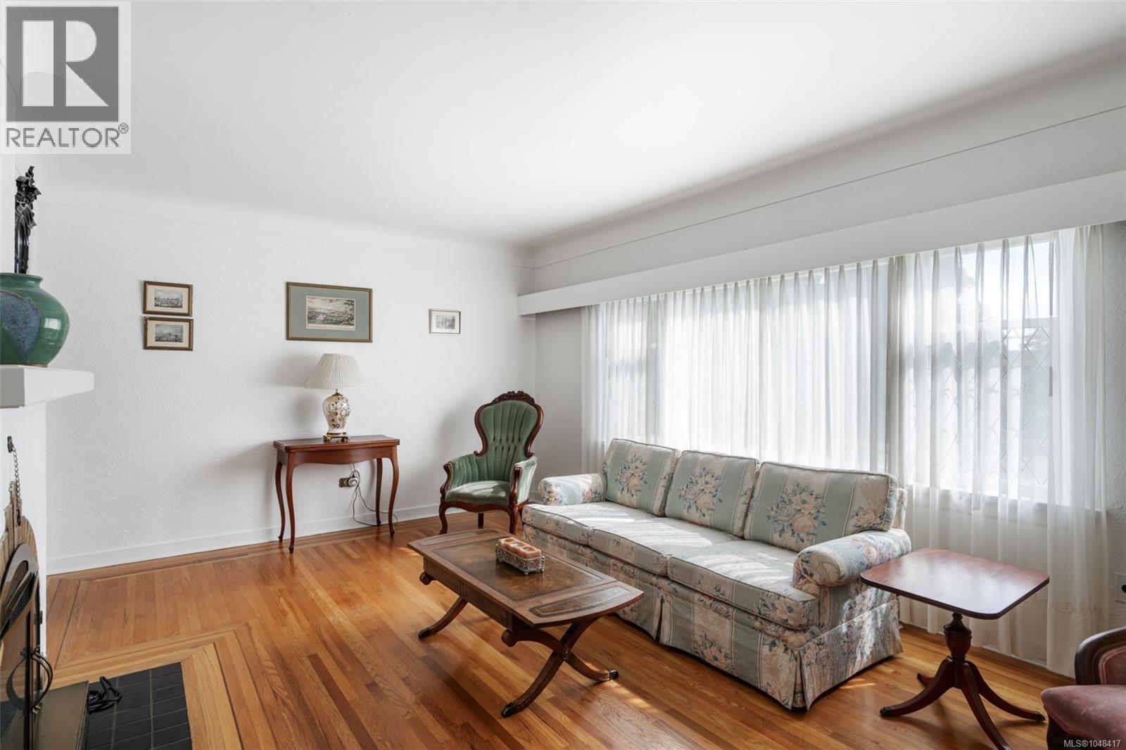 1258 Rockland Ave - Image 3