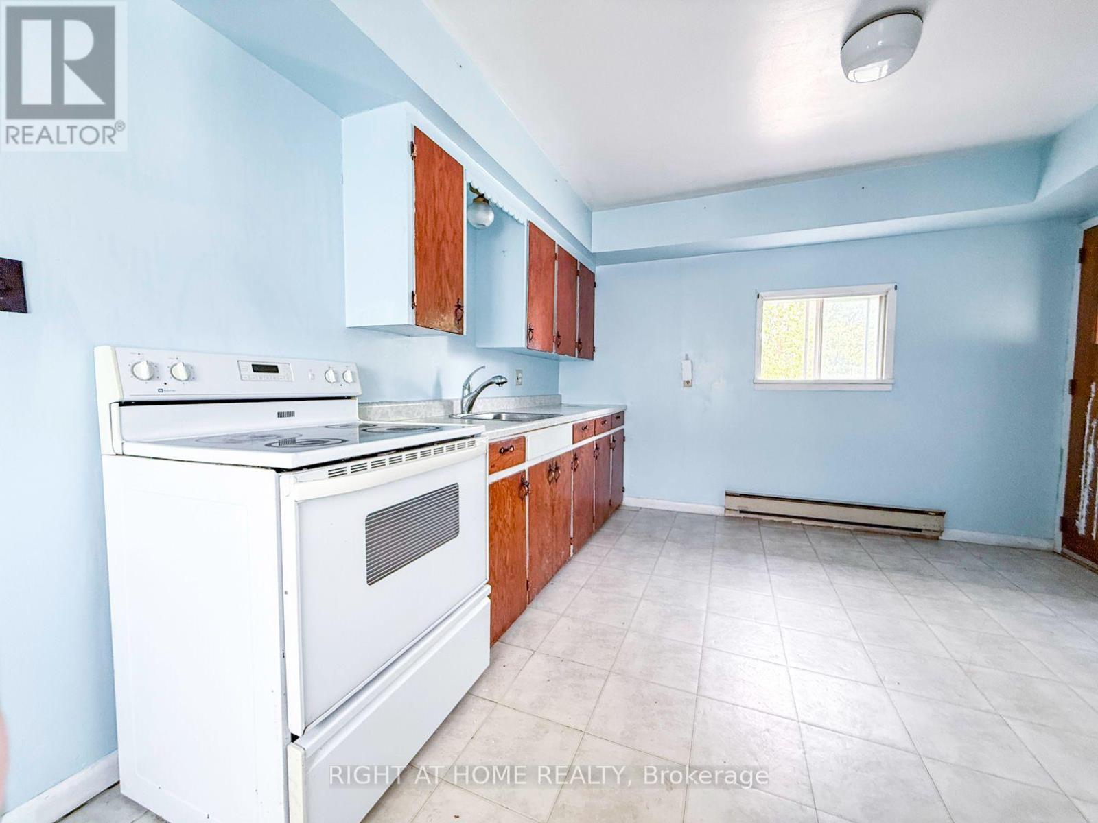 3024 BRIGDEN ROAD, St. Clair — photo 9
