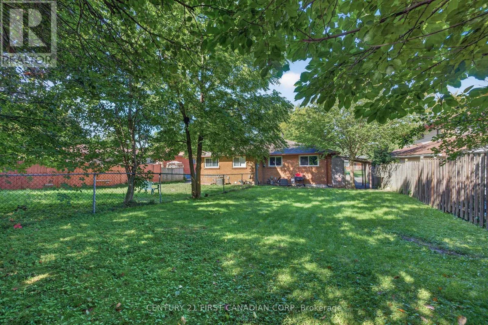 354 BASE LINE ROAD W - Image 38