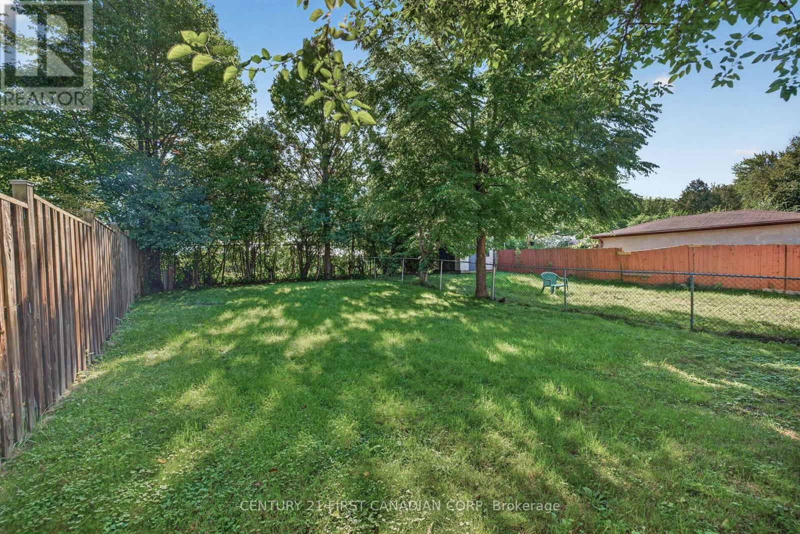 354 BASE LINE ROAD W - 40