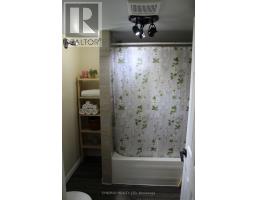 30 Mill Lane, Strathroy Caradoc, ON N7G2J4 Photo 16