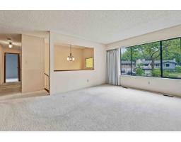 13128 Doone Place, Surrey, BC V3V6R8 Photo 11