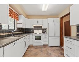 13128 Doone Place, Surrey, BC V3V6R8 Photo 8
