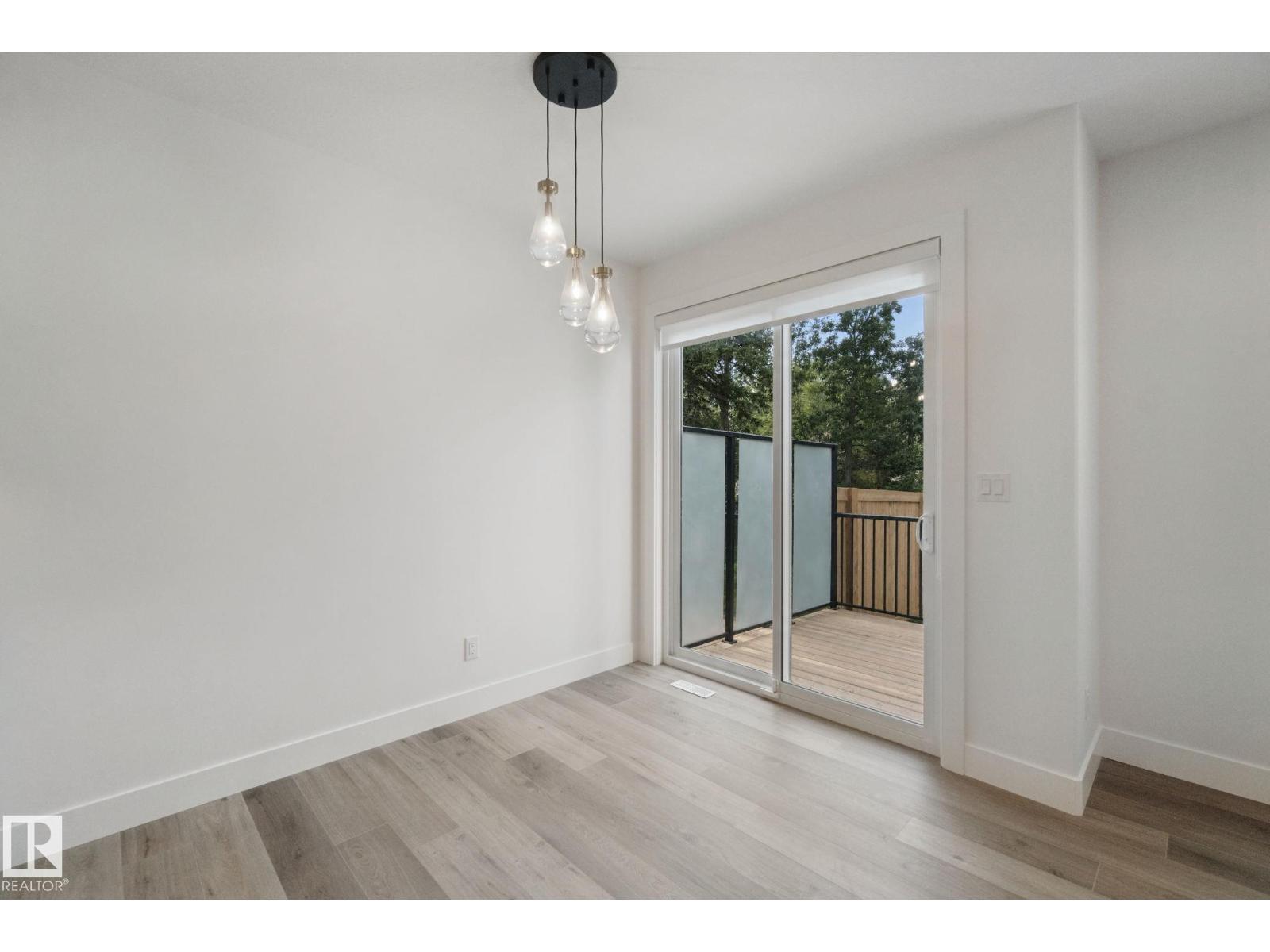 10619 60A Av NW, Pleasantview (Edmonton) — photo 15 of 30