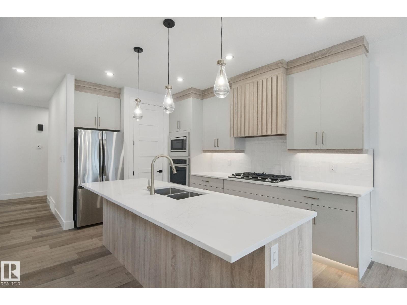 10619 60A AV NW - 11