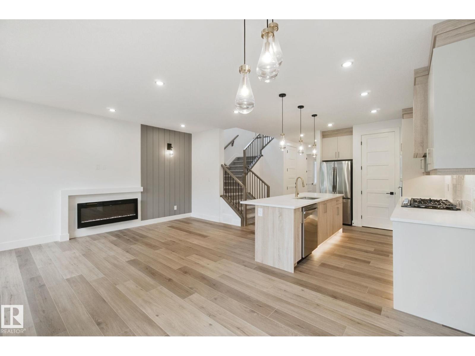 10619 60A Av NW, Pleasantview (Edmonton) — photo 16 of 30