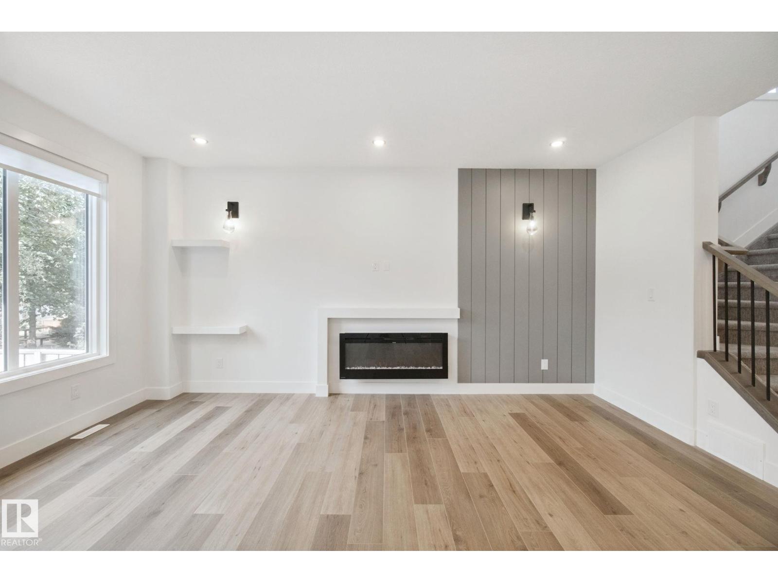 10619 60A AV NW - 17