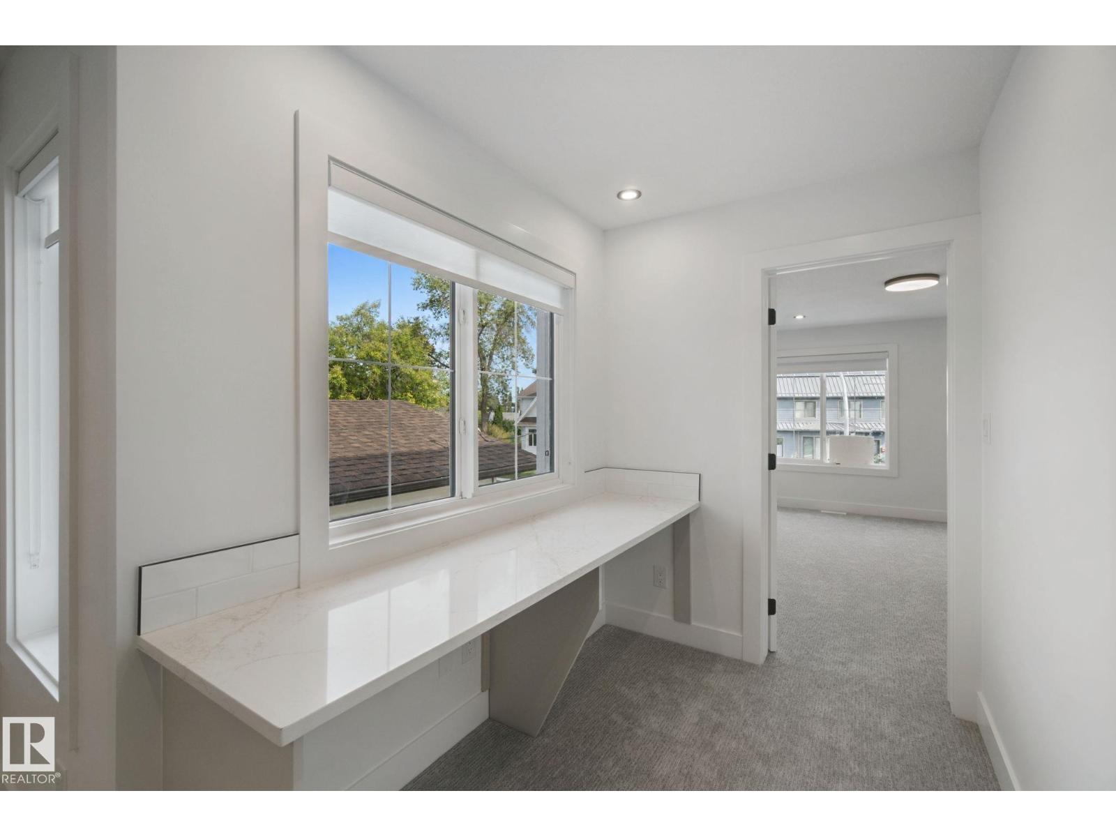 10619 60A AV NW - Image 31