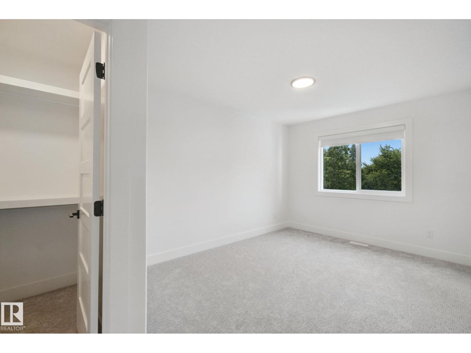 10619 60A AV NW - 40