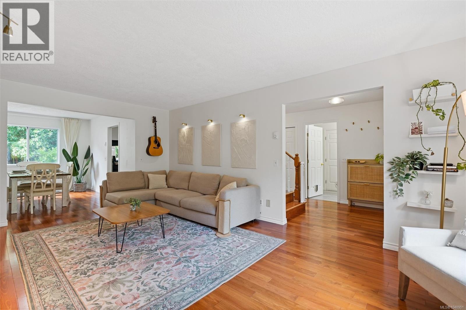 6938 Wallace Dr - Image 11