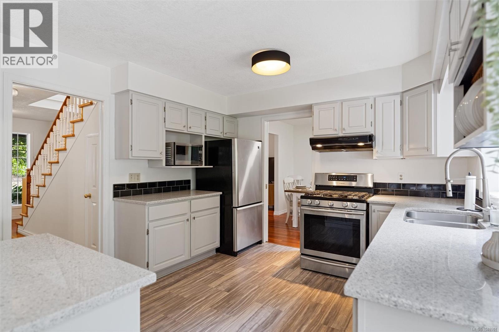 6938 Wallace Dr - Image 15