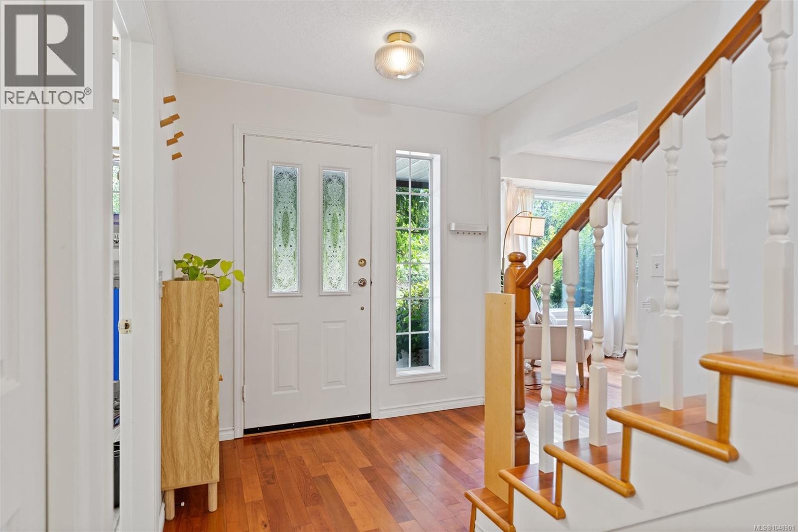 6938 Wallace Dr - Image 9