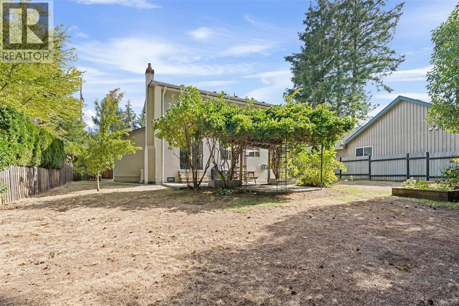 6938 Wallace Dr - Image 36