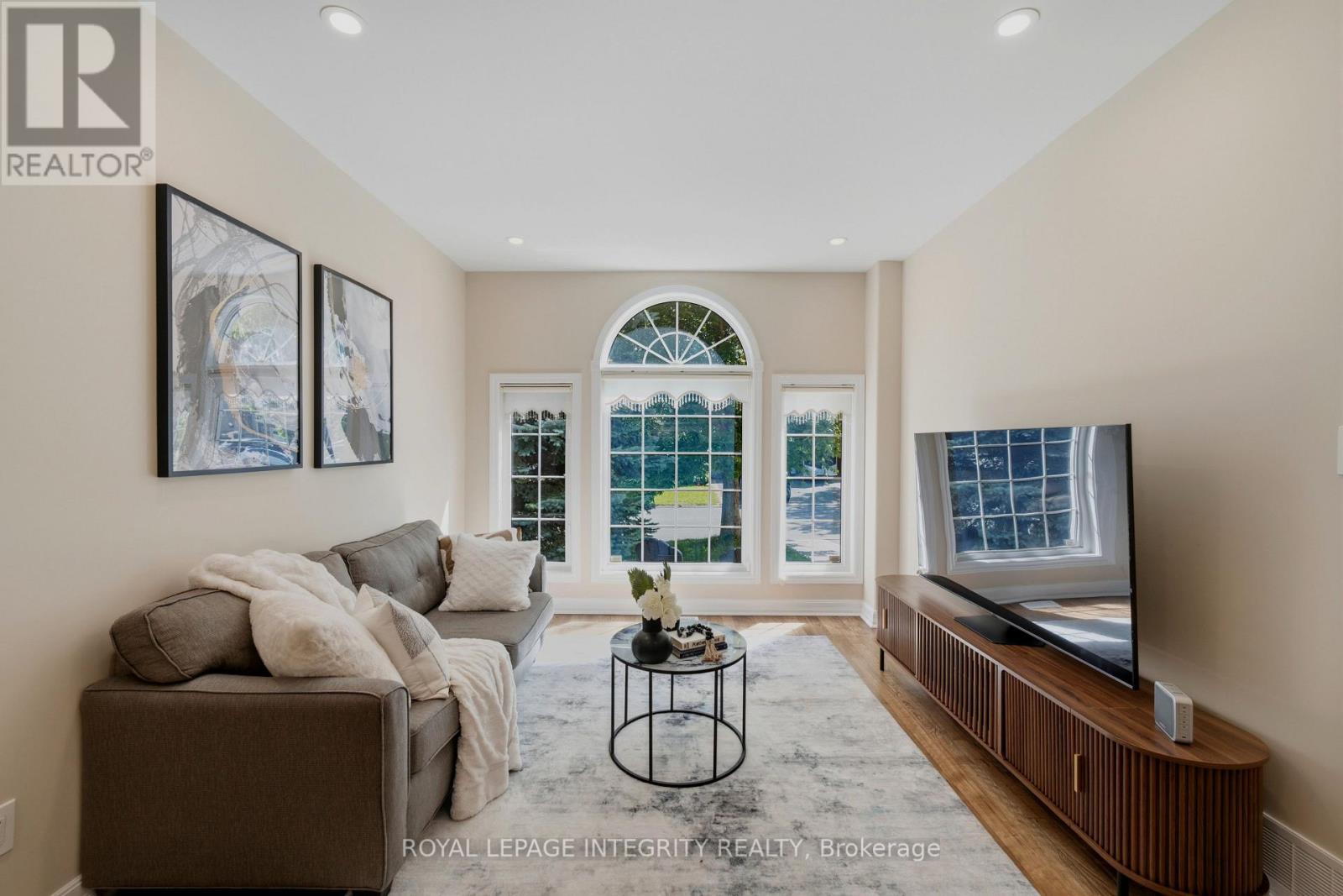 119 WOLISTON CRESCENT - Image 11