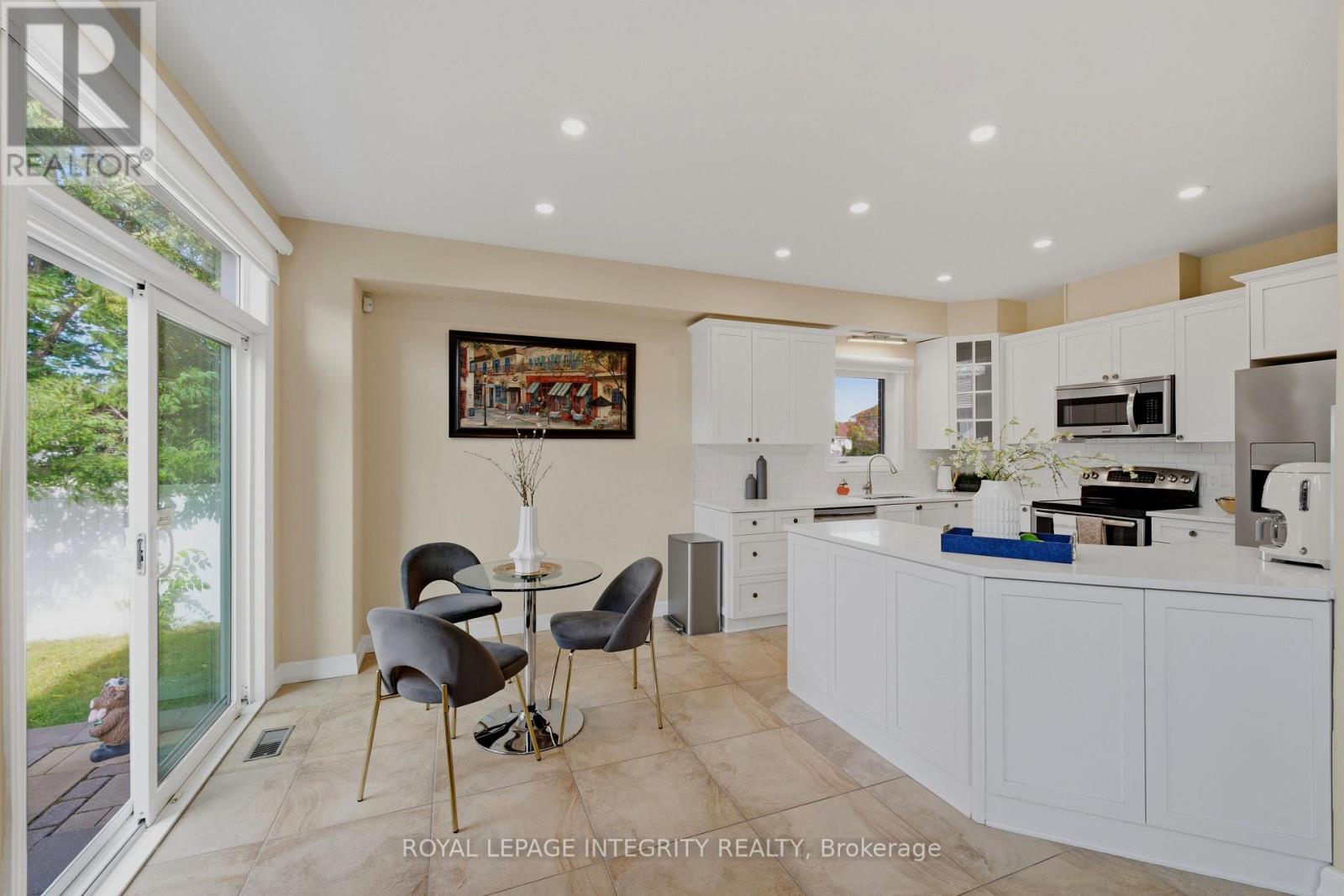 119 WOLISTON CRESCENT - Image 15
