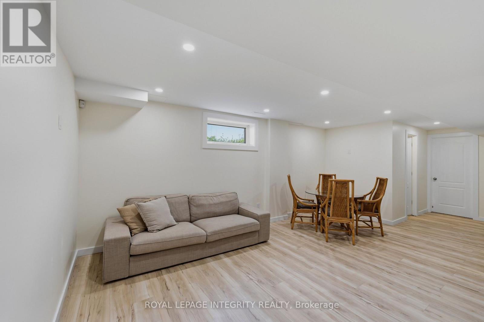 119 WOLISTON CRESCENT - Image 42