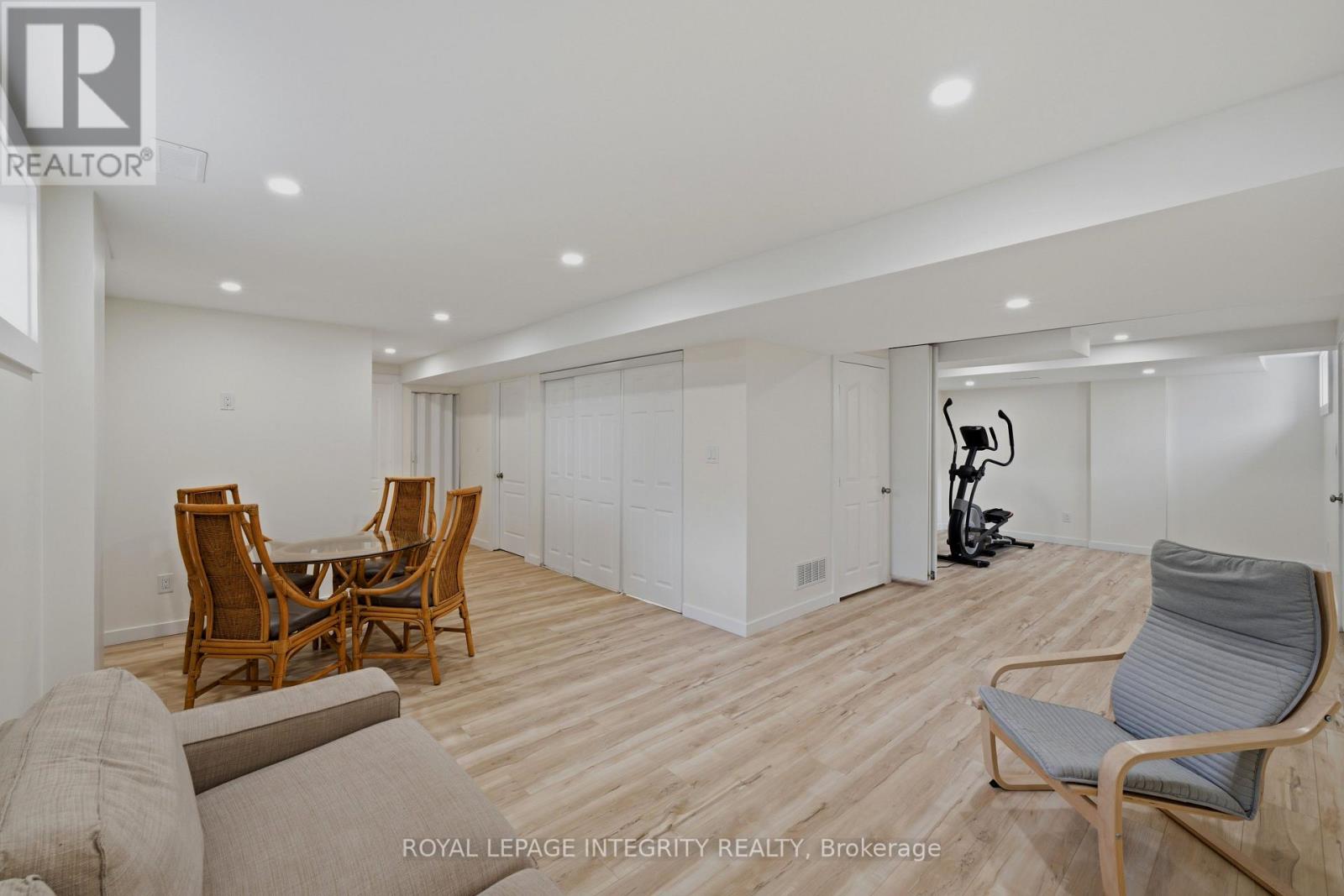 119 WOLISTON CRESCENT - Image 43
