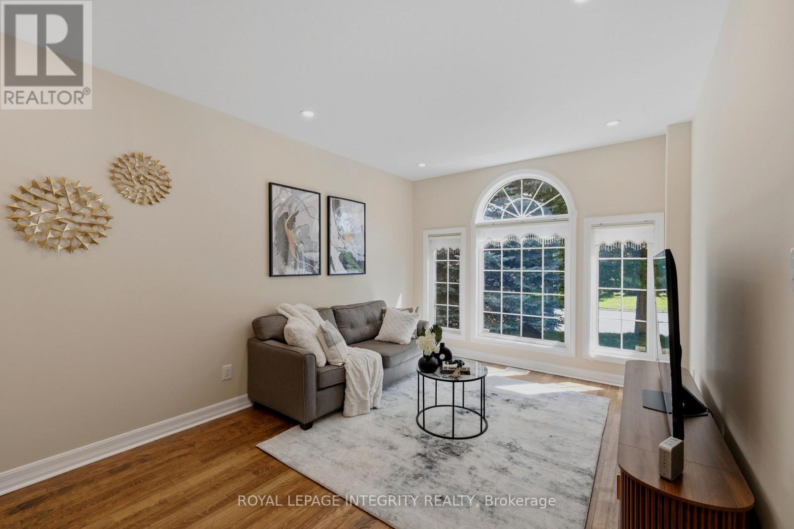 119 WOLISTON CRESCENT - Image 9