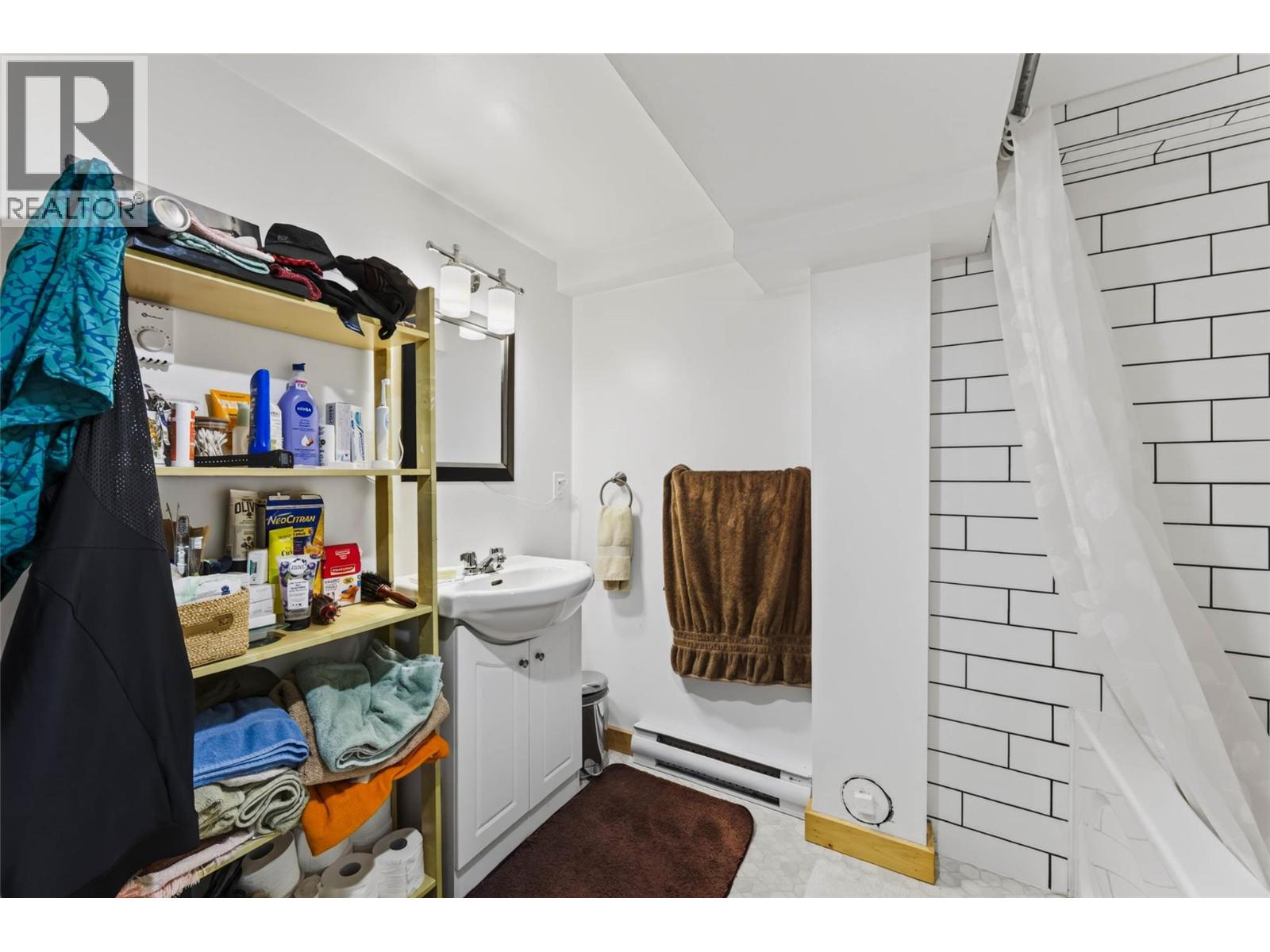 709 Fourth Street - Image 40