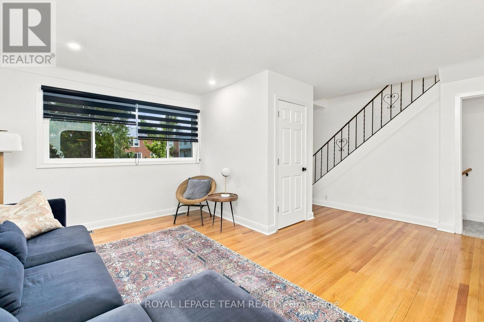 875 WOODROFFE AVENUE - 12