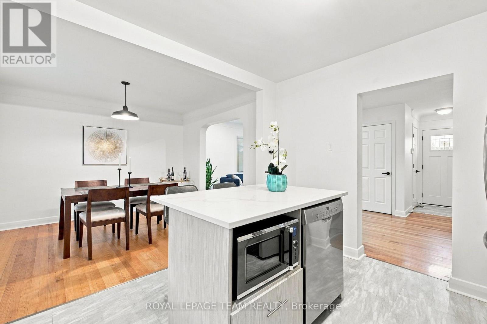 3 Bed, 3 Bath House for Sale in Ottawa – 875 WOODROFFE AVENUE, Ottawa – MLS# X13774164 - Image 29