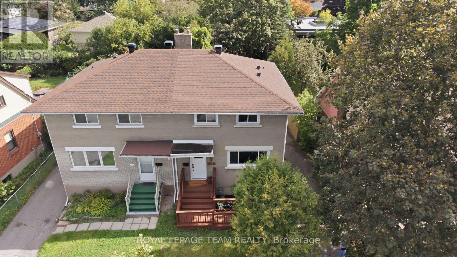 875 WOODROFFE AVENUE - 43
