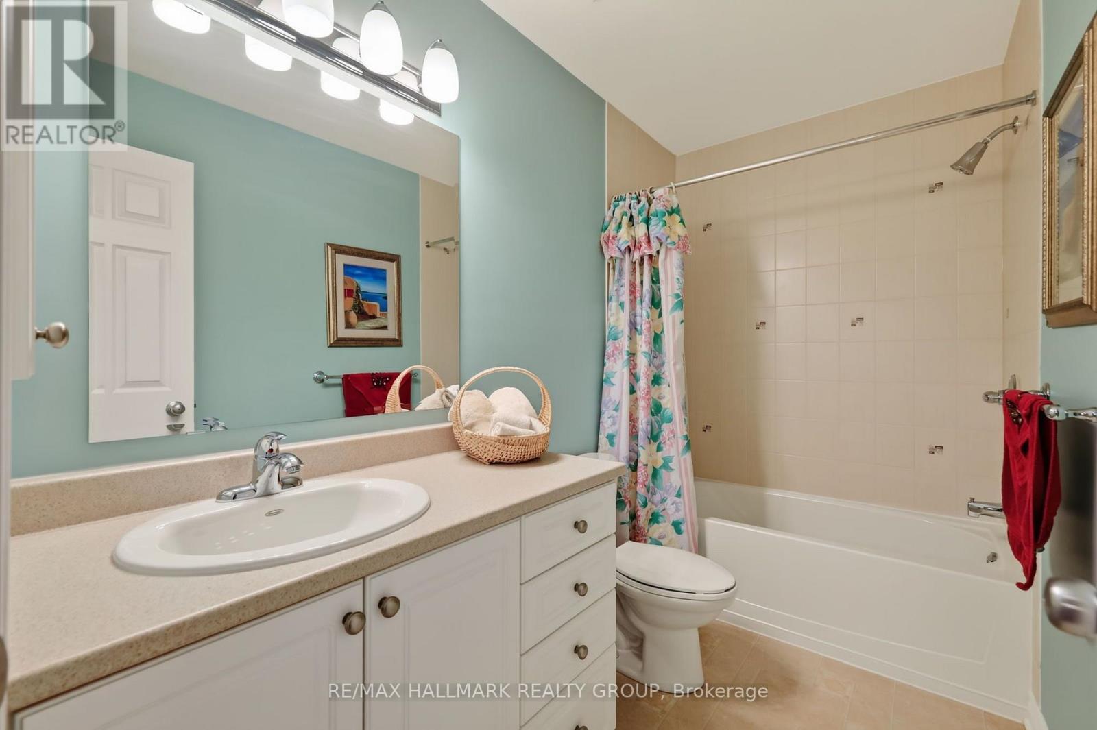 3 Bed, 3 Bath House for Sale in Ottawa – 625 GLASTONBURY WALK, Ottawa – MLS# X13774178 - Image 47