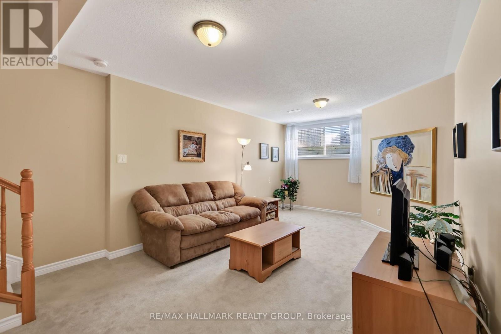 3 Bed, 3 Bath House for Sale in Ottawa – 625 GLASTONBURY WALK, Ottawa – MLS# X13774178 - Image 49