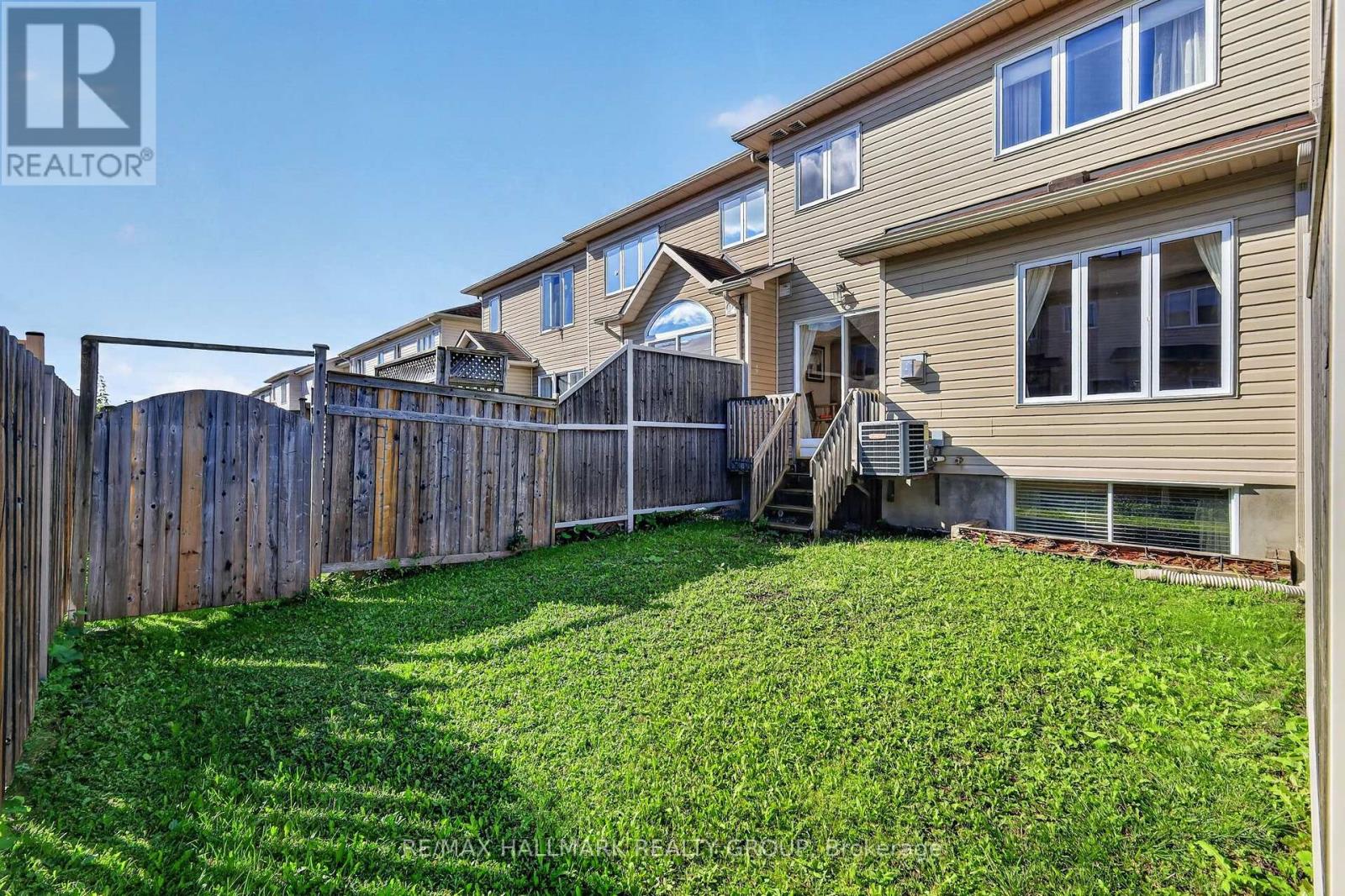 3 Bed, 3 Bath House for Sale in Ottawa – 625 GLASTONBURY WALK, Ottawa – MLS# X13774178 - Image 55