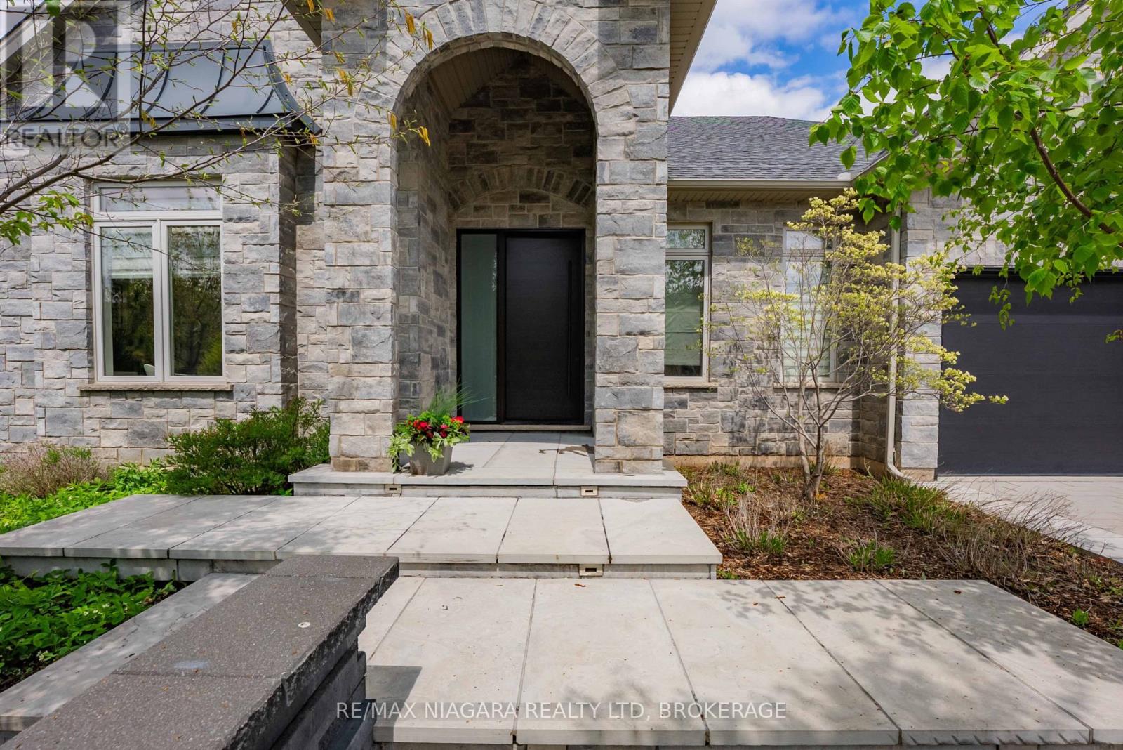 14 ANGELS DRIVE - Image 3