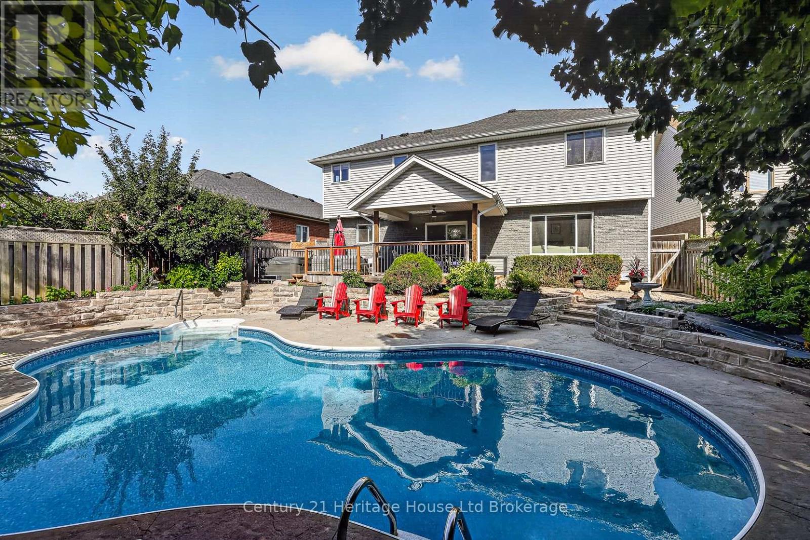 468 LAKEVIEW DRIVE - 11