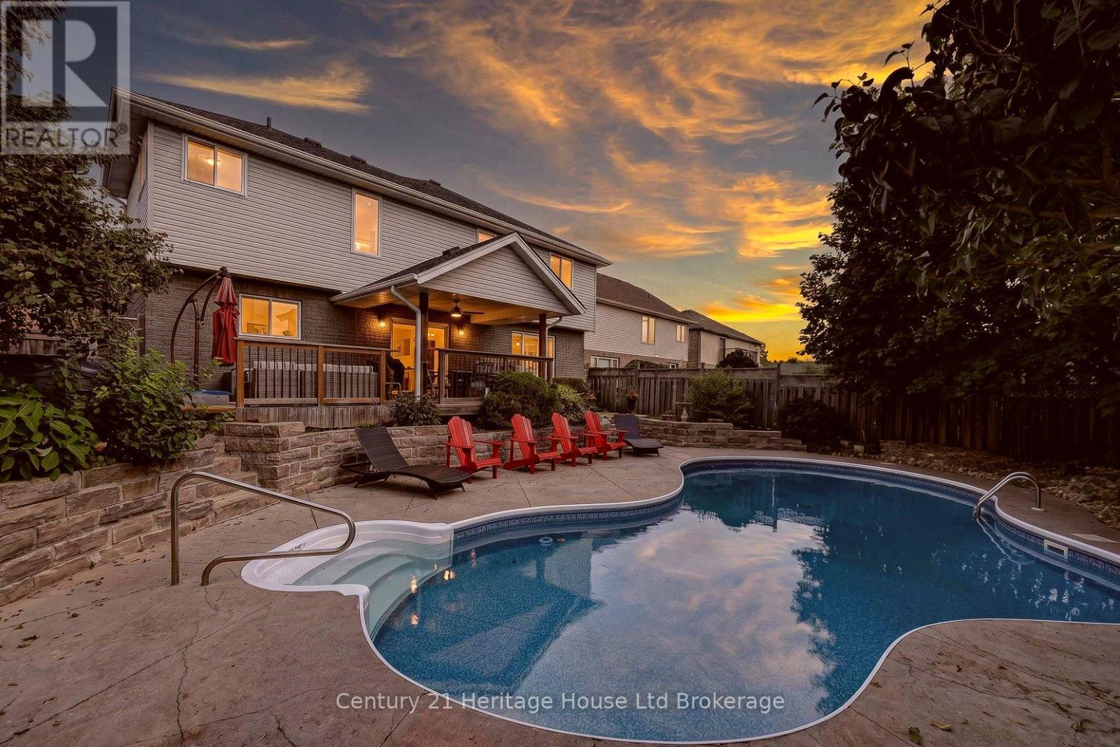 468 LAKEVIEW DRIVE - Image 13
