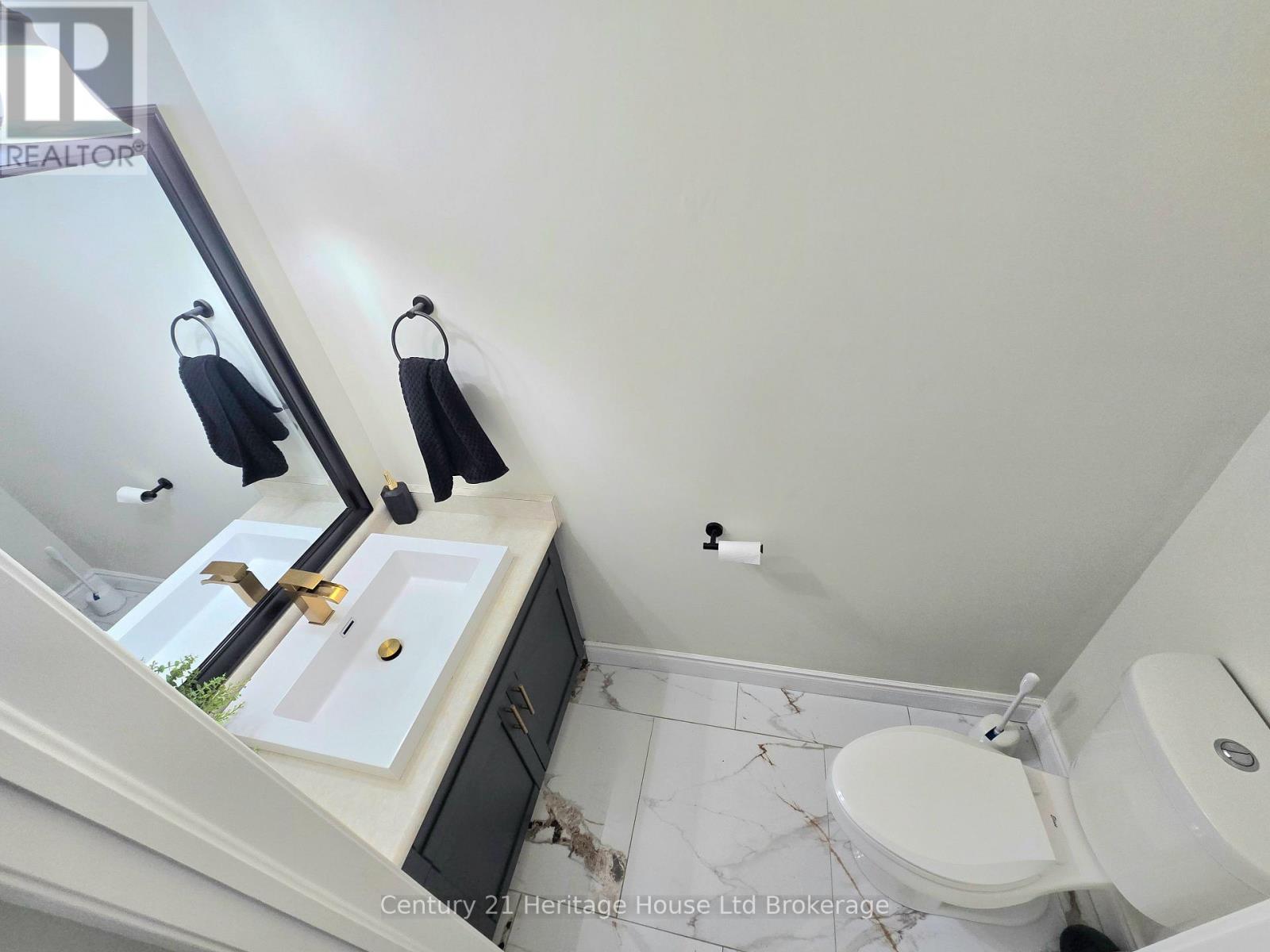 468 LAKEVIEW DRIVE - Image 37
